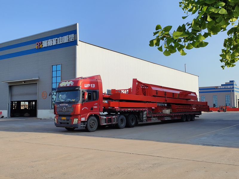 電動(dòng)葫蘆門式起重機(jī) 2臺(tái) MHxh10t—25m 外懸5/5m MHxh5t—23m 外懸4.5/4.5m 制作完成，發(fā)往青海交付客戶使用